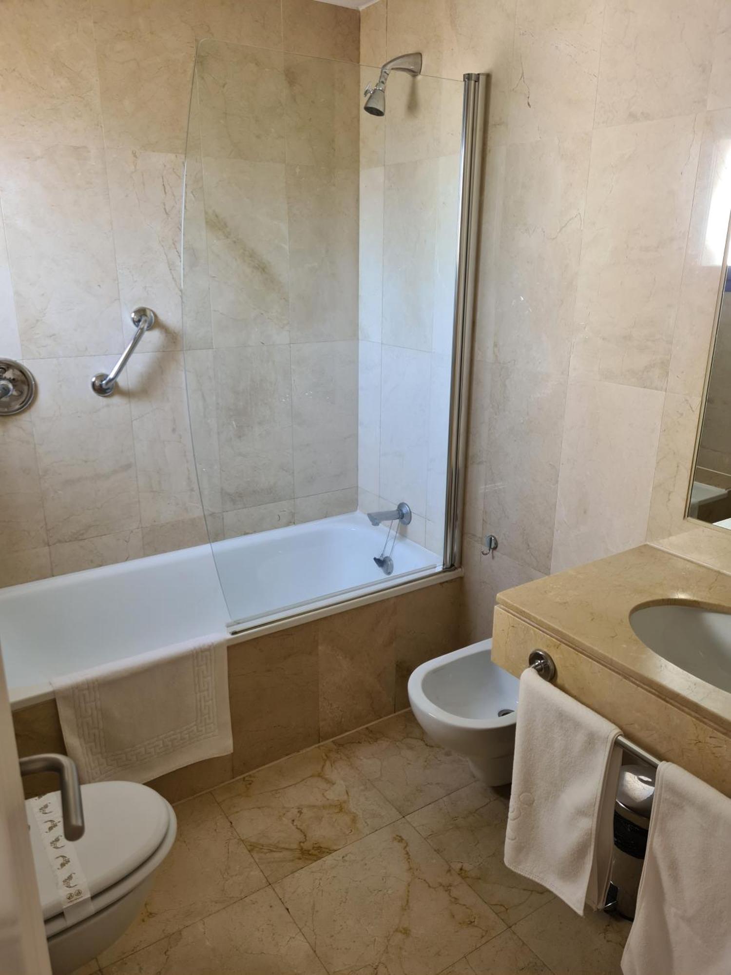 Apartamentos Plaza de Santiago - Estudios Turisticos - 1 LLAVE Pinto Exterior foto