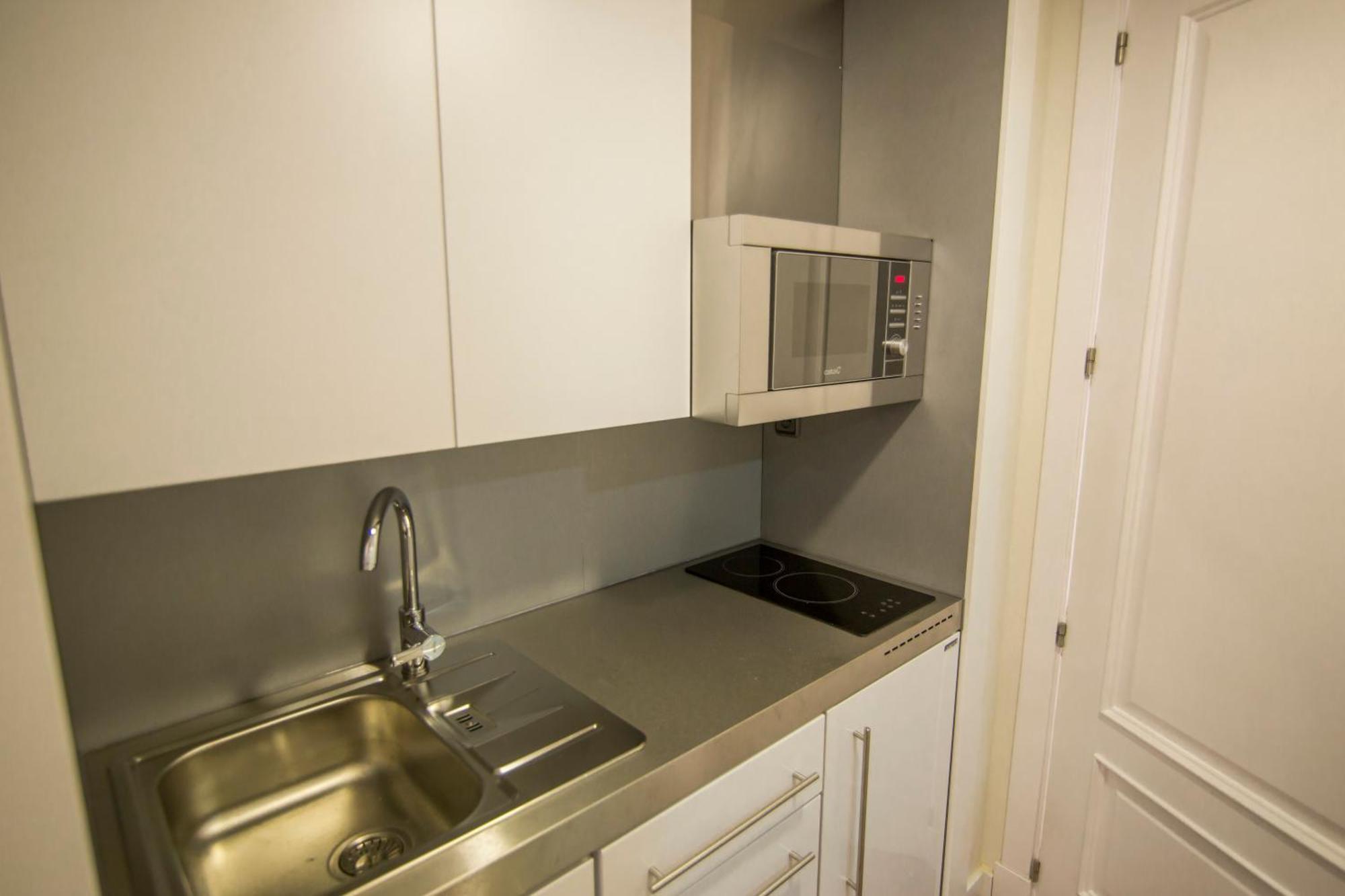 Apartamentos Plaza de Santiago - Estudios Turisticos - 1 LLAVE Pinto Exterior foto