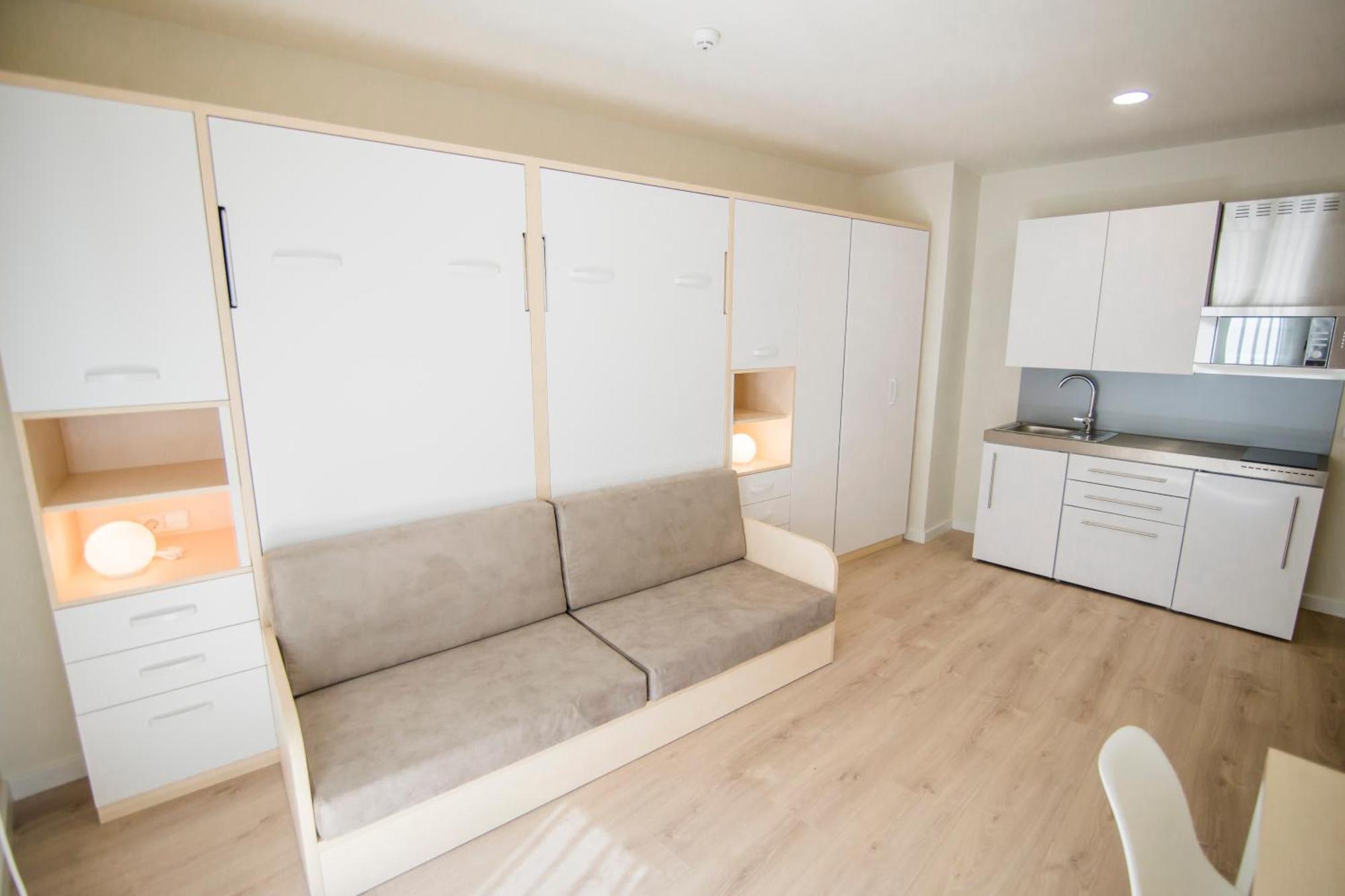 Apartamentos Plaza de Santiago - Estudios Turisticos - 1 LLAVE Pinto Exterior foto