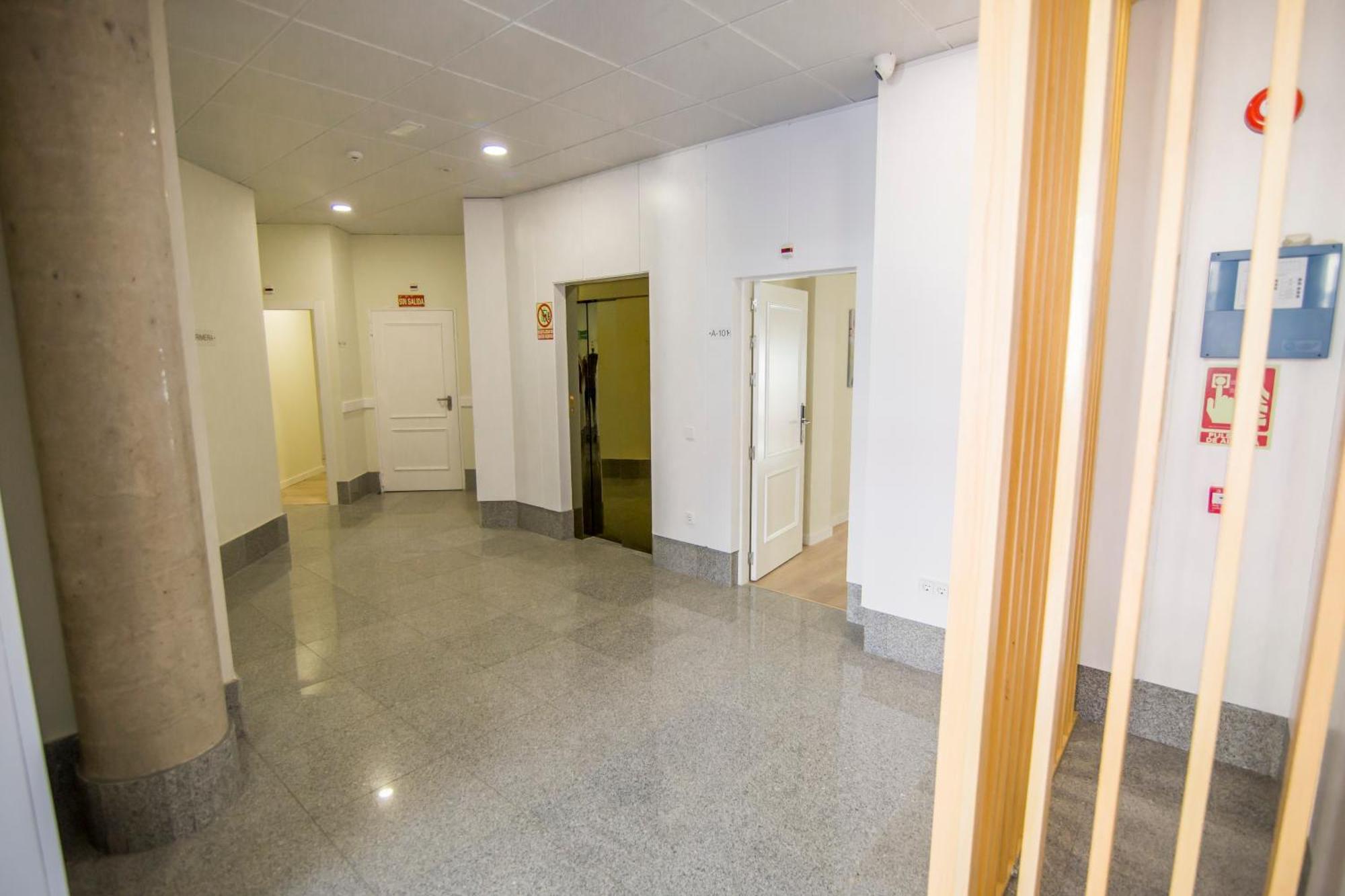 Apartamentos Plaza de Santiago - Estudios Turisticos - 1 LLAVE Pinto Exterior foto
