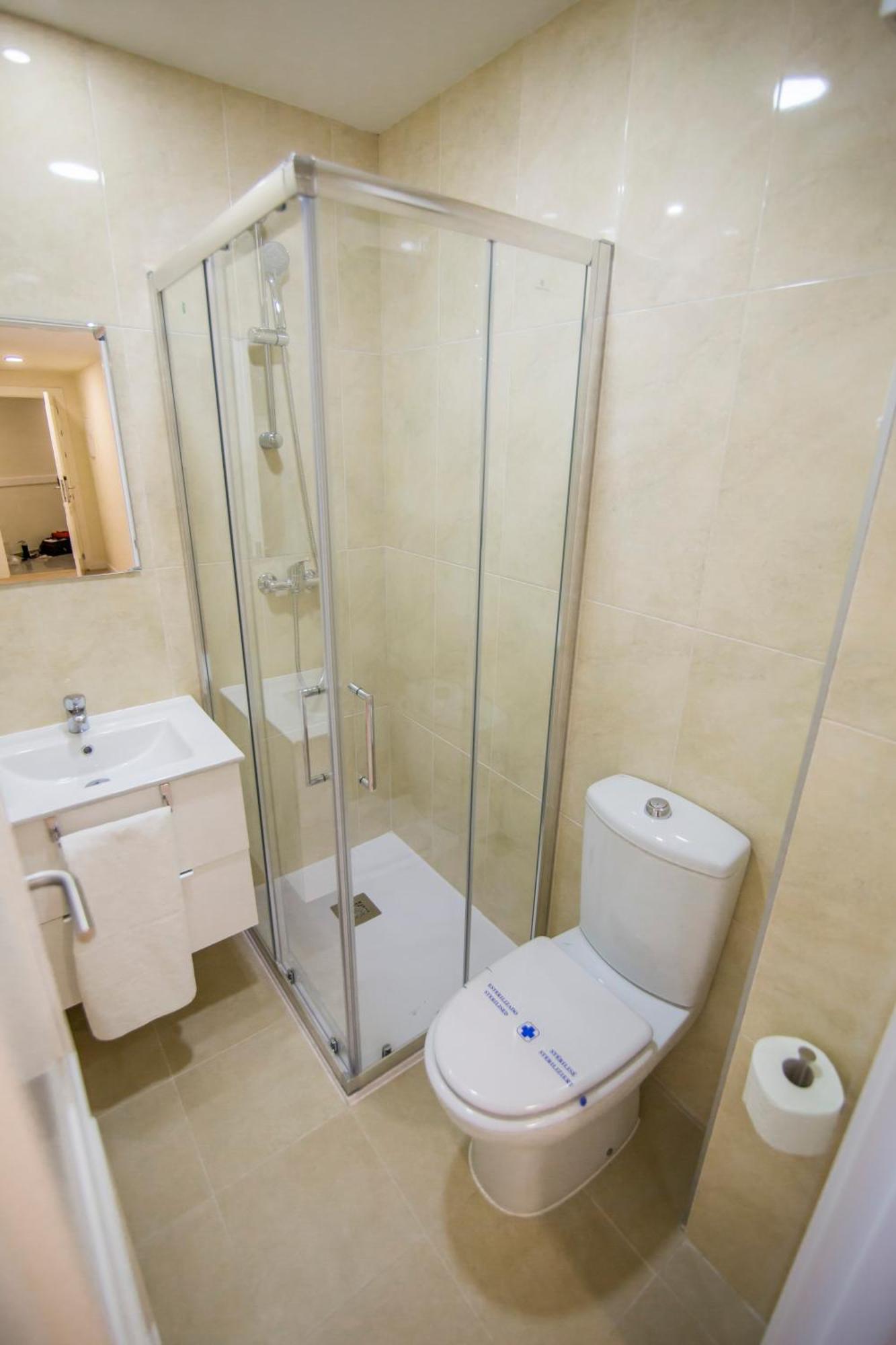 Apartamentos Plaza de Santiago - Estudios Turisticos - 1 LLAVE Pinto Exterior foto