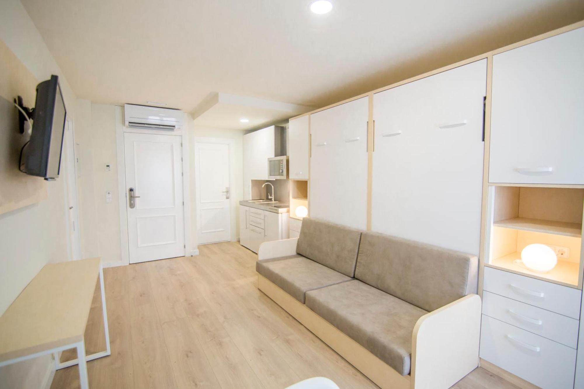 Apartamentos Plaza de Santiago - Estudios Turisticos - 1 LLAVE Pinto Exterior foto